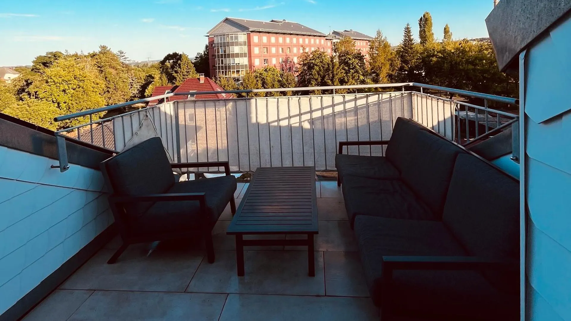 Modernes Cityapartment Naehe Schloss Pillnitz Dresden Apartamento